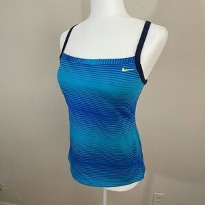 Nike sz med athlesiure blue racer back
